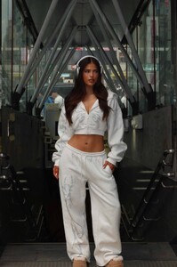 CBellotti - Outcast - NYA CROPPED HOODIE GREY Jumper_NYACROPPEDHOODIEGREY_NYASWEATPANTGREY5_6f0a694a-9d64-4af2.jpg