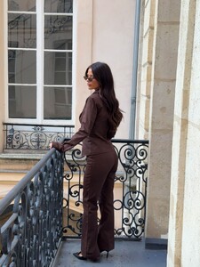 CBellotti - Outcast - ROWE-BLAZER-CHOCOLATE4_1ed18597-f7aa-473f.jpg