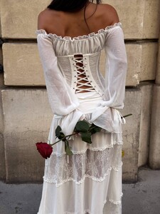 CBellotti - Outcast - SOLALNES TOP WHITE Crop Top_SOLALNES-TOP-_-SOLALNES-SKIRT-WHITE5.jpg