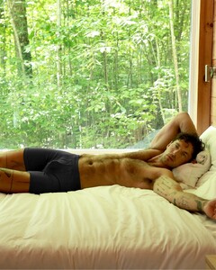 Christian for 2XIST (5).jpg