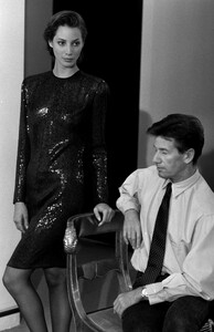 ChristyTurlington_CalvinKleinFW1989_027.jpg