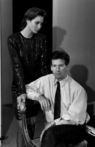 ChristyTurlington_CalvinKleinFW1989_032.jpg