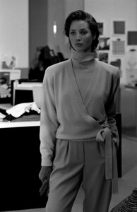 ChristyTurlington_CalvinKleinFW1989_044.jpg