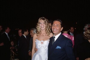 ClaudiaSchiffer_Valentino30Years_1991_03.jpg