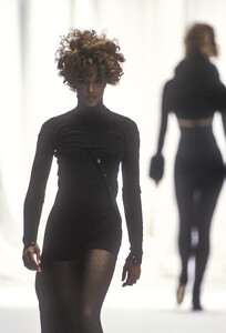 Complice 1991 Women RTW 5.jpg