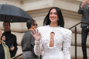 Dua Lipa - Sports Illustrated Swimsuit [2025.11.24] Fashion.jpg