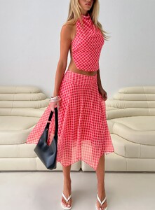 EAyalon - PrPolly - 01-Model-Ella-Us2.jpg