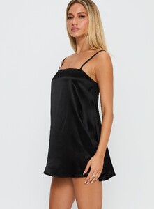 EAyalon - PrPolly - Apple Cider Mini Dress Black-8 - 3-Model-Ella-Us2.jpg