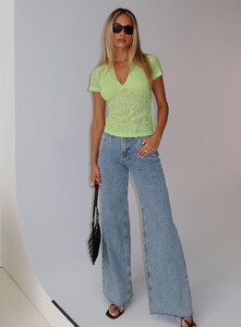 EAyalon - PrPolly - Darla Low Rise Straight Jean Vintage Blue Wa-8 - 7-Model-Ella-Us2.jpg