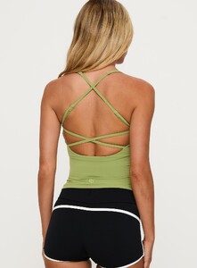EAyalon - PrPolly - Layup Active Longline Cross Back Top Green-7 - 4-Model-Ella-Us4.jpg