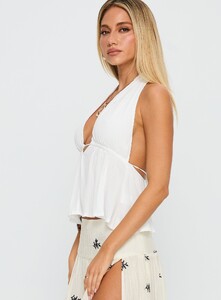 EAyalon - PrPolly - Saddler Halter Top White-9 - 3-Model-Ella-Us2.jpg