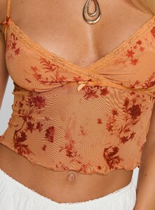 EAyalon - PrPolly - Shepherd Top Orange Floral-6 - 5-Model-Ella-Us2.jpg