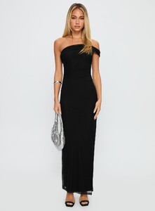 EAyalon - PrPolly - Technique Off The Shoulder Maxi Dress Black-5 - 6-Model-Ella-Us2.jpg