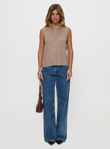 EZecevic - PrPolly - Jessabell Rib Sleeveless Top Mocha-6 - 6-Model-Elise-Us2.jpg