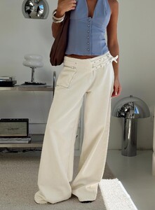 EZecevic - PrPolly - Paltrow Cargo Pant Cream Petite-9 - 0-Model-Elise-Us2.jpg