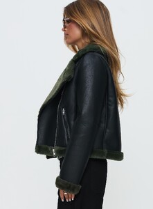 EZecevic - PrPolly - Phaidra Faux Leather Jacket Black-6 - 3-Model-Elise-Us2.jpg