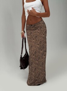 EZecevic - PrPolly - Saffrone Maxi Skirt Leopard-10 - 0-Model-Elise-Us2.jpg