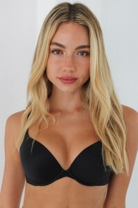 EllaAyalon - MGM_1747820337-a46083ba5b608c54ea535608a3ec9c0d.jpg