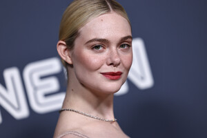 Elle Fanning - Sentimental Value Premiere (102).jpg