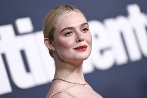 Elle Fanning - Sentimental Value Premiere (103).jpg
