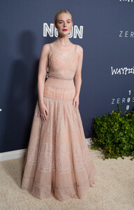 Elle Fanning - Sentimental Value Premiere (40).jpg