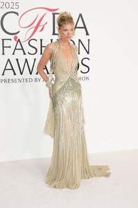 Elsa Hosk attends the 2025 CFDA Awards (85).jpg