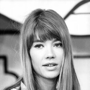 Francoise-Hardy-494016400.webp