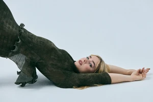 GLAMOUR - ED. CLARA GALLE WOTY COVER 2025_002_0174.jpg