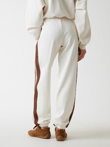 GiuliaC - Guess - Regular-fit logo joggers Women-5_V5BB02KCX22-D001-ALT3.jpg