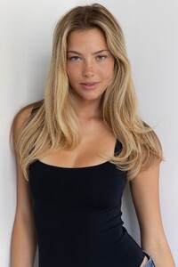 Hannah Morrison (3).jpg