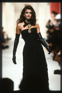 HelenaChristensen_ChanelHCSS1991_19.jpg