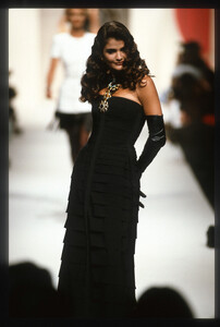 HelenaChristensen_ChanelHCSS1991_21.jpg