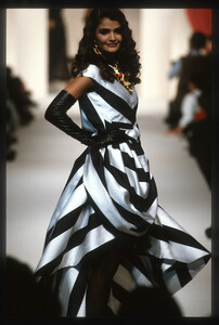 HelenaChristensen_ChanelHCSS1991_26.jpg