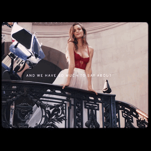 Josephine Skriver - Victoria's Secret - Instagram [2019.11.01] 1.gif