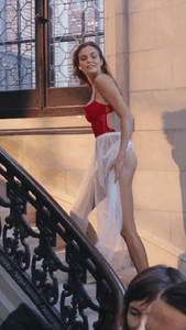 Josephine Skriver - Victoria's Secret - Instagram [2019.11.01] 5.gif