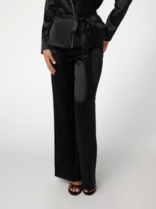 Justy - Guess - O4BX13WGIN0-JBLK-ALT3.jpg