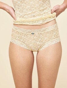 KNA013-184_LaceBoyshorts_Butter-0003.jpg