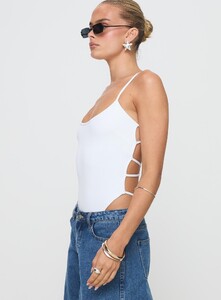 KianaF - PrPolly - All Tied Up Bodysuit White-7 - 3-Model-Kiana-Us2.jpg