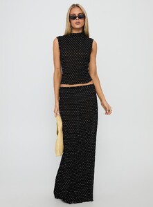 KianaF - PrPolly - Ford Maxi Skirt Onyx Polka-11 - 1-Model-Kiana-Us2.jpg