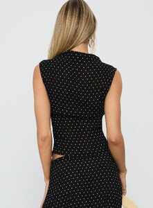 KianaF - PrPolly - Ford Top Onyx Polka-8 - 4-Model-Kiana-Us2.jpg