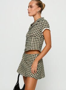 KianaF - PrPolly - Rhom Set Brown Check-8 - 3-Model-Kiana-Us2.jpg