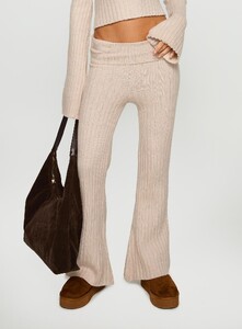 KianaF - PrPolly - With Purpose Knit Pants Beige-8 - 1-Model-Kiana-Us2.jpg