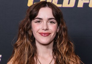 Kiernan Shipka attends the Los Angeles premiere of Stone Cold Fox (17).jpg