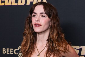 Kiernan Shipka attends the Los Angeles premiere of Stone Cold Fox (18).jpg