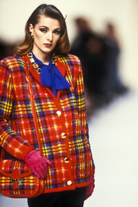 LudmilaIsaeva_GivenchyFW1992_04.jpg
