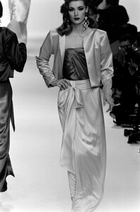 LudmilaIsaeva_YvesSaintLaurentFW1992_11.jpg