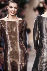 LudmilaIsaeva_YvesSaintLaurentHCFW1991_10.jpg