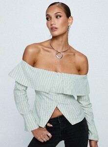 MelitaS - PrPolly - Another Hill Off Shoulder Top Green Stripe-8 - 7-Model-Melita-Us4_C7e76fb5-2829-4d70-A227-55d123e35260.jpg