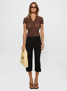 MelitaS - PrPolly - Best Shot Collared Top Brown-8 - 6-Model-Melita-Us4_53e1ebb0-1efe-4023-8fe5-9a8c174fc544.jpg