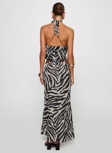 MelitaS - PrPolly - Eleganza Maxi Skirt Zebra-9 - 4-Model-Melita-Us2_Ef4d9d39-88be-4382.jpg